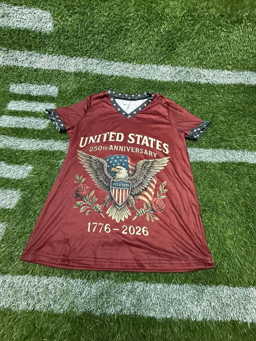 United States 250th Anniversary Patriotic Eagle Flag V-Neck T-Shirt